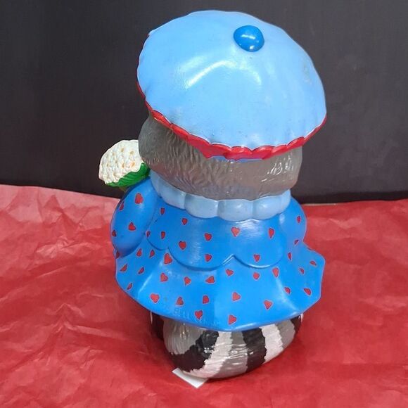 Vintage Valentine Racoon - Picture 3 of 6